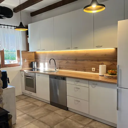 “House Botic” Durakovici