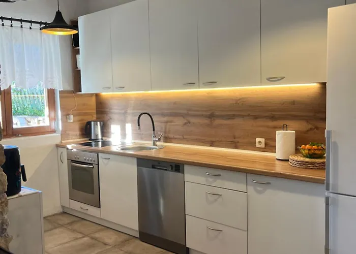 “house Botic” Durakovici